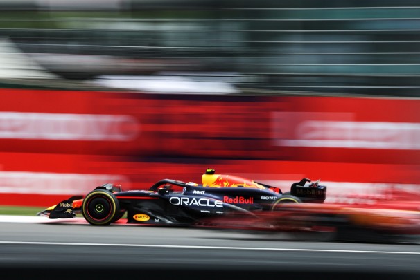 Imagem: ‘Difícil ultrapassar Sainz e Alonso’, diz Perez após pódio na Sprint do GP da China